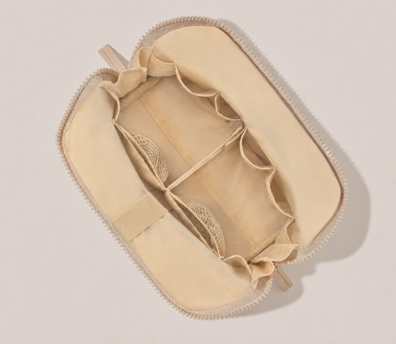 Warm Ivory Packed Pouch
